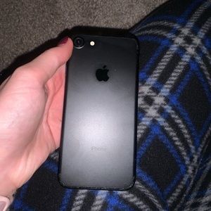 iPhone 7 Excellent Condition